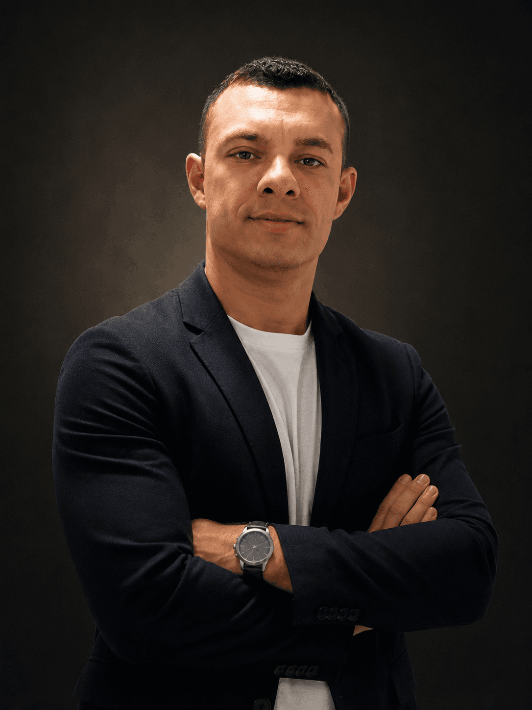 Josué Solórzano — Especialista en Autoridad Digital